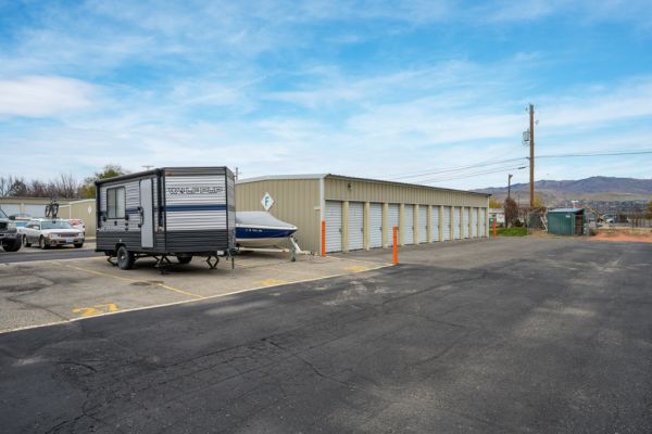 Stor-It Self Storage - Federal Way Location - 1435 West Malad Street