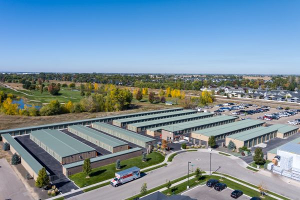 Stor-It Self Storage - Hunt Location - 6236 Hunt Avenue