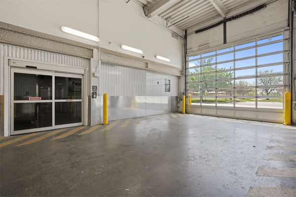 Storage Star Chicago - W 111th - 3914 West 111th Street