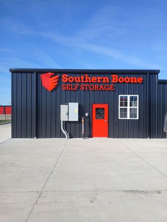 Southern Boone Self Storage - 613 North Henry Clay Boulevard