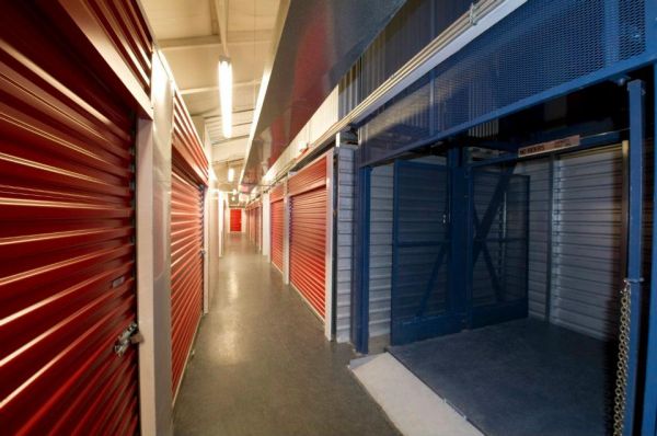 Store Rooms - 928 Boston Post Road East