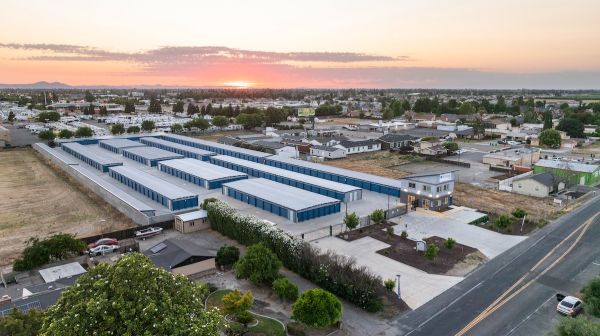 US Storage Centers - Manteca - Austin Road - 183 South Austin Road
