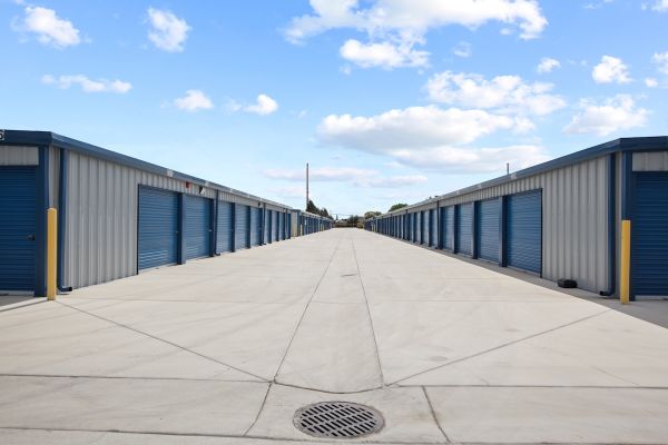 US Storage Centers - Manteca - Austin Road - 183 South Austin Road