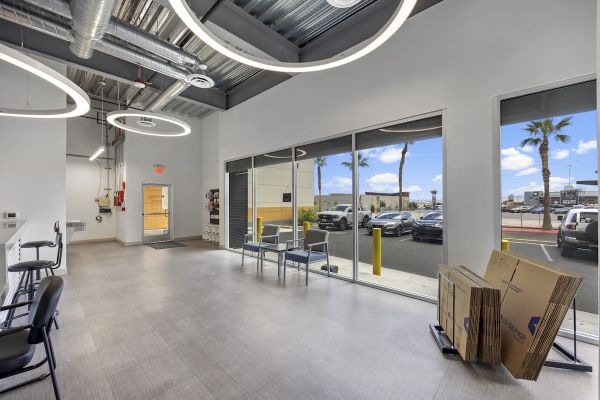 US Storage Centers - Las Vegas - Flamingo - 9560 West Flamingo Road