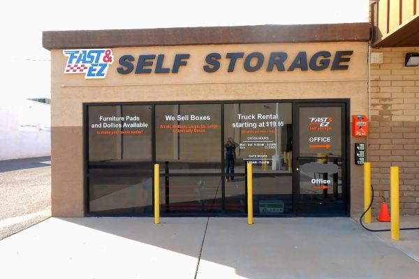 Fast & EZ - Chandler - 101 West Park Avenue