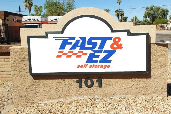 Fast & EZ - Chandler - 101 West Park Avenue
