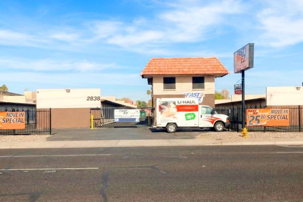 Fast & EZ - Phoenix - 2838 East Greenway Road