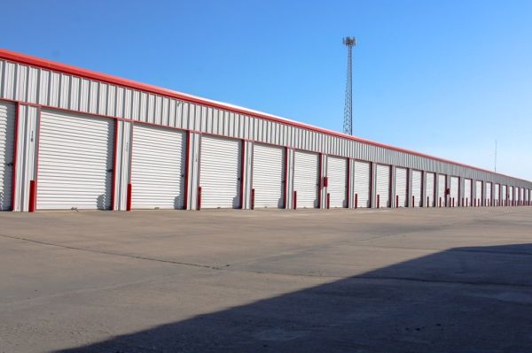 50' Enclosed RV & Boat Storage w/ Power l 24/7 Access l Port Allen - 4747 River Road