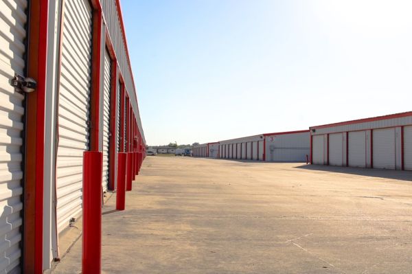 50' Enclosed RV & Boat Storage w/ Power l 24/7 Access l Port Allen - 4747 River Road
