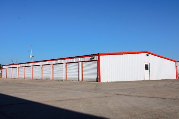 50' Enclosed RV & Boat Storage w/ Power l 24/7 Access l Port Allen - 4747 River Road