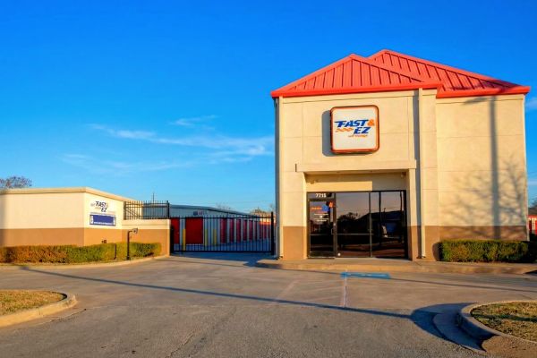 Fast & EZ - Tulsa - 7715 East Easton Street