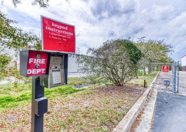 Devon Self Storage, LLC - Devon Self Storage - 9299 - Fernandina - 1678 South 8th Street