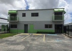 Devon Self Storage, LLC - Devon Self Storage - 9302 - Miami - 5055 Northwest 77th Avenue