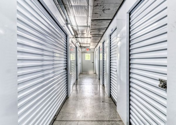 Devon Self Storage, LLC - Devon Self Storage - 9305 - Springfield TN - 3356 Highway 41 South