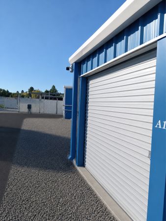 Ideal Mini Storage - 4044 W Van Giesen St