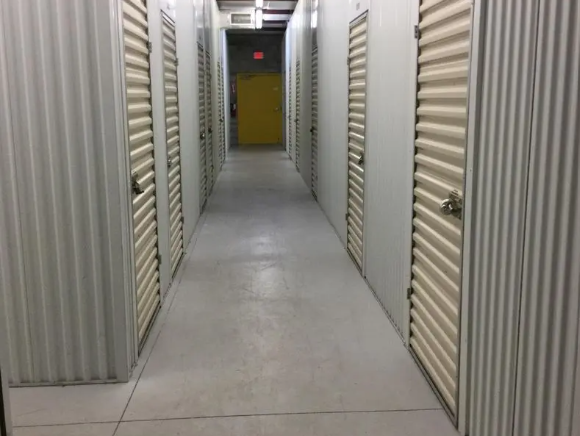 Storage Rentals of America - Fort Myers - Solomon - 4400 Solomon Boulevard