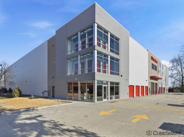 CubeSmart Self Storage - 27W010 North Avenue - IL - 27W210 North Avenue