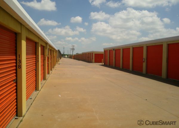 CubeSmart Self Storage - 4711 Brookdale Drive - TX - 4711 Brookdale Drive
