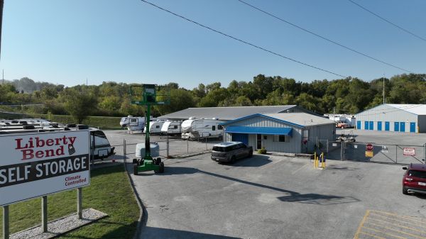 Liberty Bend Storage - 1122 Old 210 Highway