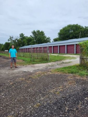 Oglesby Storage - North Columbia Ave. - 220 North Columbia Avenue