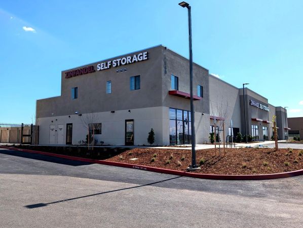 Zinfandel Self Storage - 11060 North Mather Boulevard