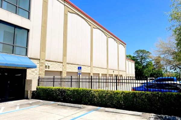 Bridgeview Self Storage Center - 474431 East State Road 200