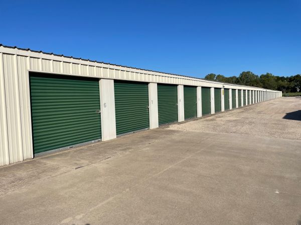 Safe and Secure Storage of Waco - 3403 South University Parks Drive