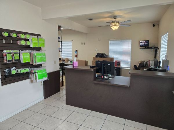 Extra Space Storage - 5168 - Taylor - N Main St - 3706 North Main Street