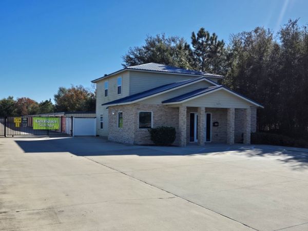 Extra Space Storage - 5170 - Summerfield - S US Hwy 441 - 15855 U.S. 441
