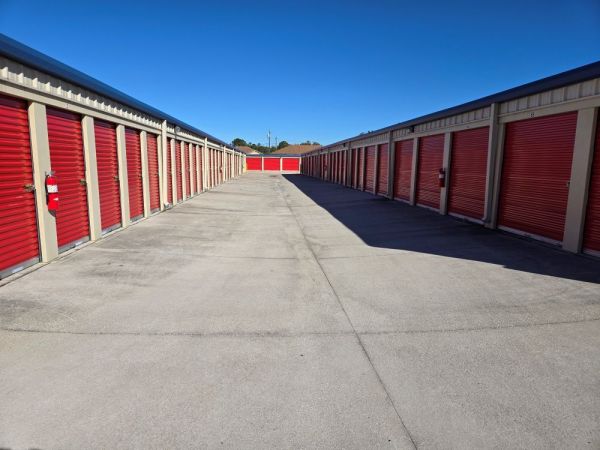 Extra Space Storage - 5170 - Summerfield - S US Hwy 441 - 15855 U.S. 441