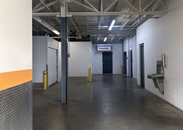 Extra Space Storage - 5095 - Louisville - Bashford Ave Ct - 3400 Bashford Avenue Court