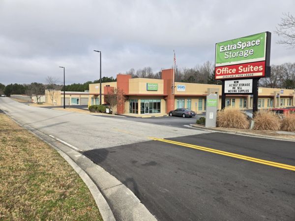 Extra Space Storage - 5127 - Hiram - Wendy Bagwell Pkwy - 5745 Wendy Bagwell Parkway