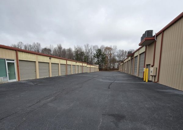 Extra Space Storage - 5127 - Hiram - Wendy Bagwell Pkwy - 5745 Wendy Bagwell Parkway