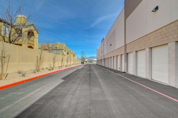 Extra Space Storage - 6964 - Las Vegas - 6909 W Charleston Blvd - 6909 West Charleston Boulevard
