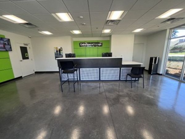 Extra Space Storage - 6959 - Carrollton - 2308 Marsh Ln - 2308 Marsh Lane