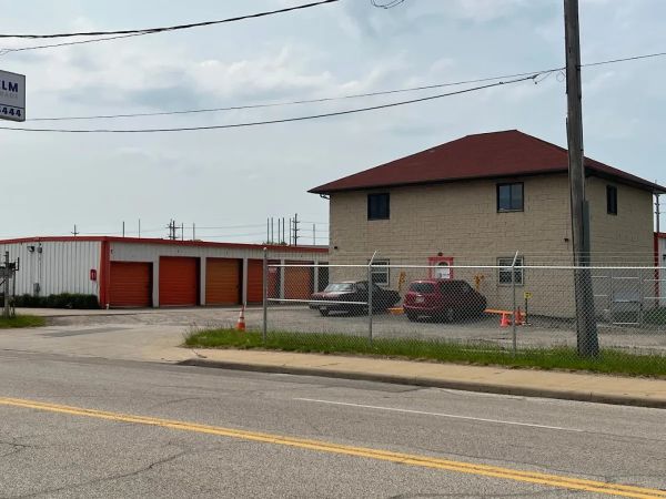 National Storage Lakewood East - Berea - 11600 Berea Road