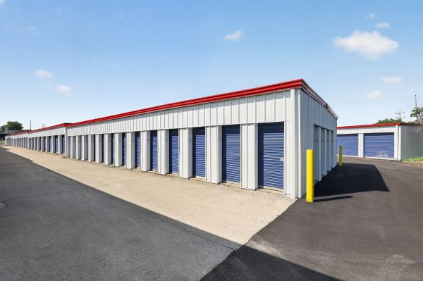 National Storage Lakewood East - Berea - 11600 Berea Road
