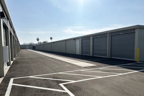 Public Storage - Merced - 1965 W Olive Ave - 1965 W Olive Ave