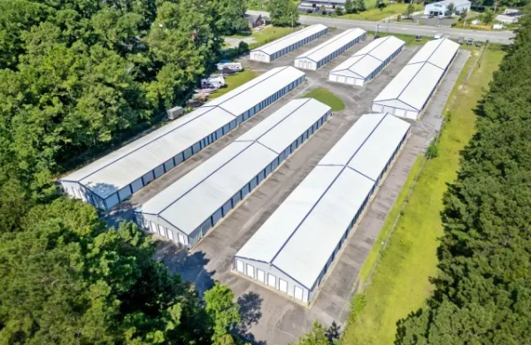 Storage King USA - 186 - South Live Oak Drive - 2728 South Live Oak Drive
