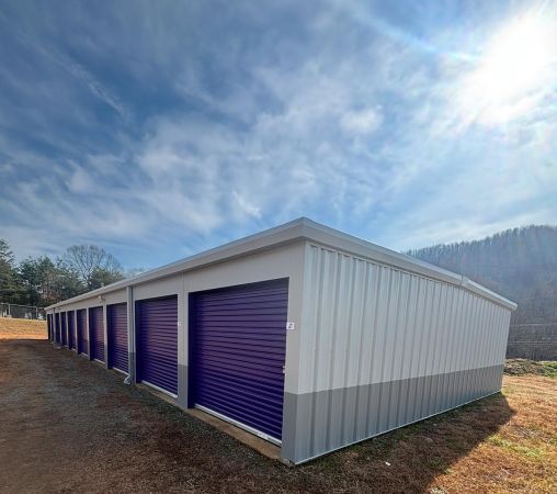 Cubedup Self Storage - 3495 North Carolina 18