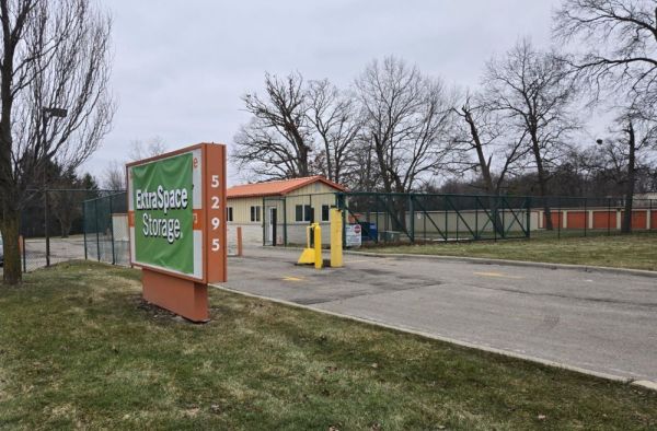 Extra Space Storage - 5092 - Ypsilanti - W Michigan Ave - 5295 West Michigan Avenue