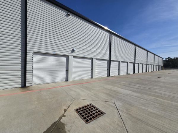 Extra Space Storage - 5107 - New Caney - US Highway 59 - 17644 U.S. 59