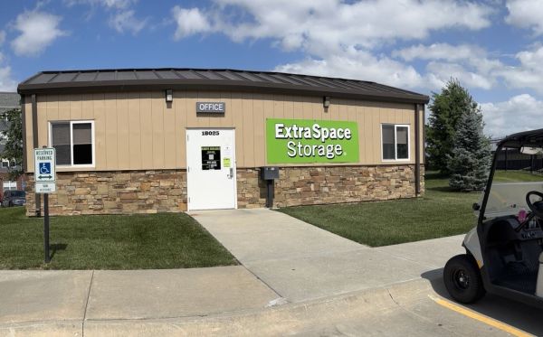 Extra Space Storage - 5073 - Omaha - Drexel St - 18025 Drexel Street