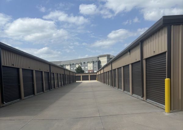 Extra Space Storage - 5073 - Omaha - Drexel St - 18025 Drexel Street