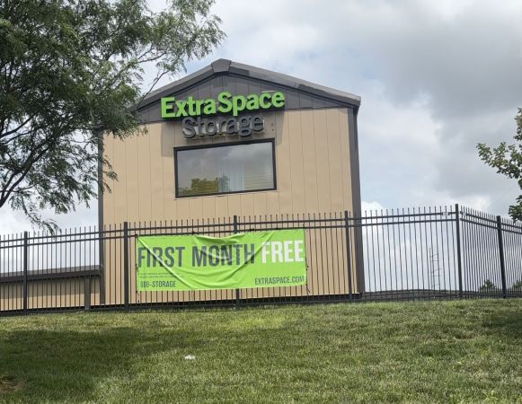 Extra Space Storage - 5073 - Omaha - Drexel St - 18025 Drexel Street