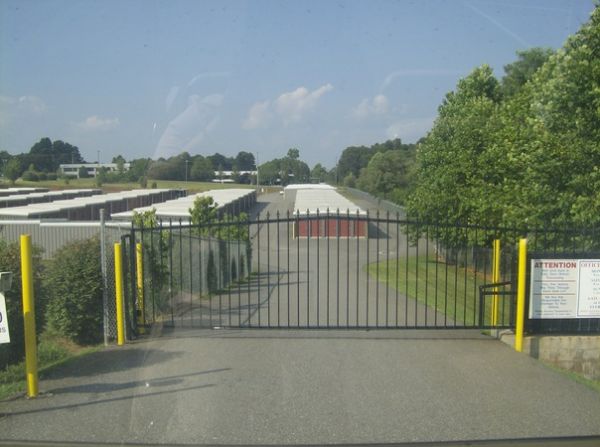 AAAA Self Storage - Forest / Self Service Only / Fully Automated Facility - 14616 Forest Road