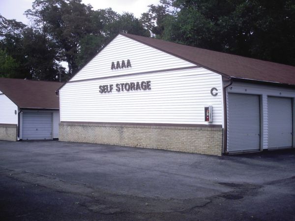 AAAA Self Storage - Salem / Self Service Only / Fully Automated Facility - 353 Apperson Drive