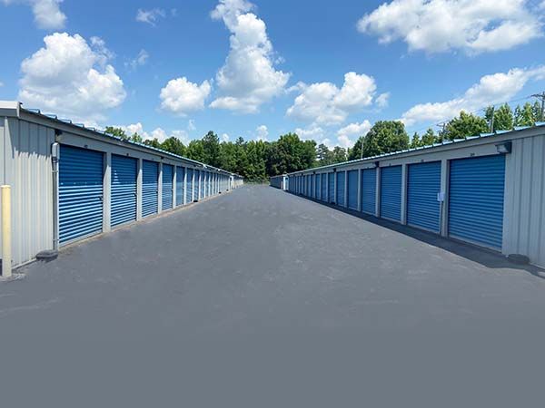 American Eagle Self Storage - Prince George / Self Service Only / Fully Automated Facility - 4592 Sandesara Drive
