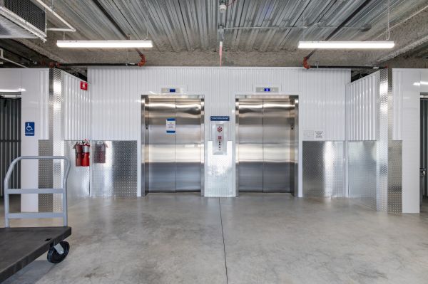 Snapbox Self Storage - Elmsford - 42 Hayes Street - 42 Hayes Street