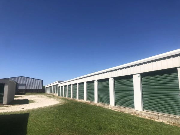 Steep Hollow Mini Storage - 7125 Coyote Run Road